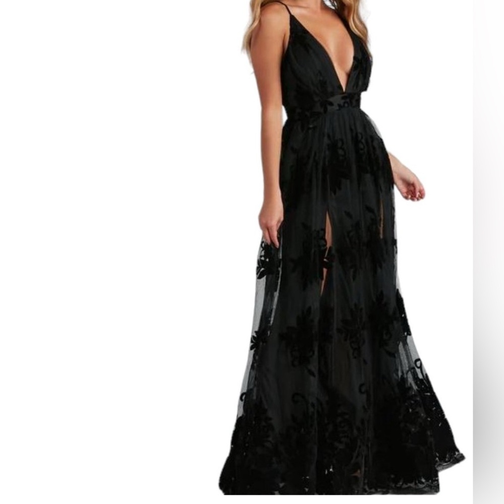 Windsor Black Sheer Floral Backless Maxi Dress
